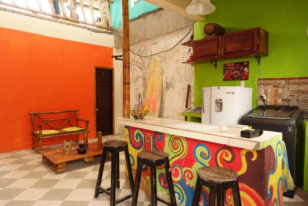 Casa Mafer Lodge Montañita Екстериор снимка